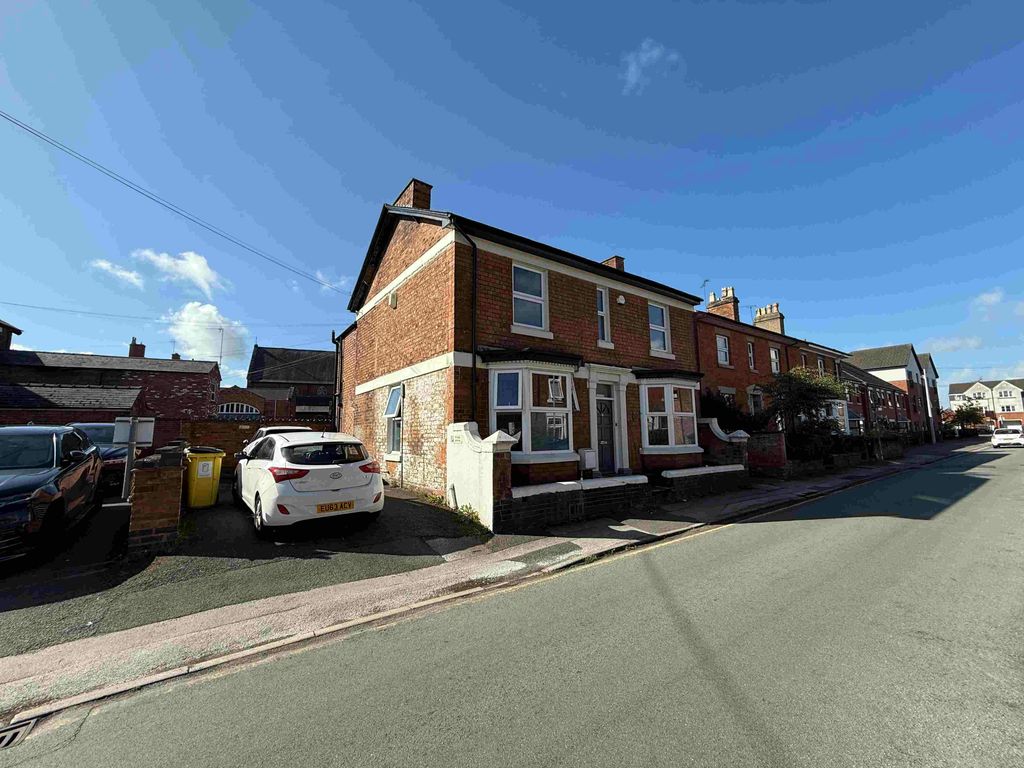 Property photo 2 of 17 Img_1303.Jpg