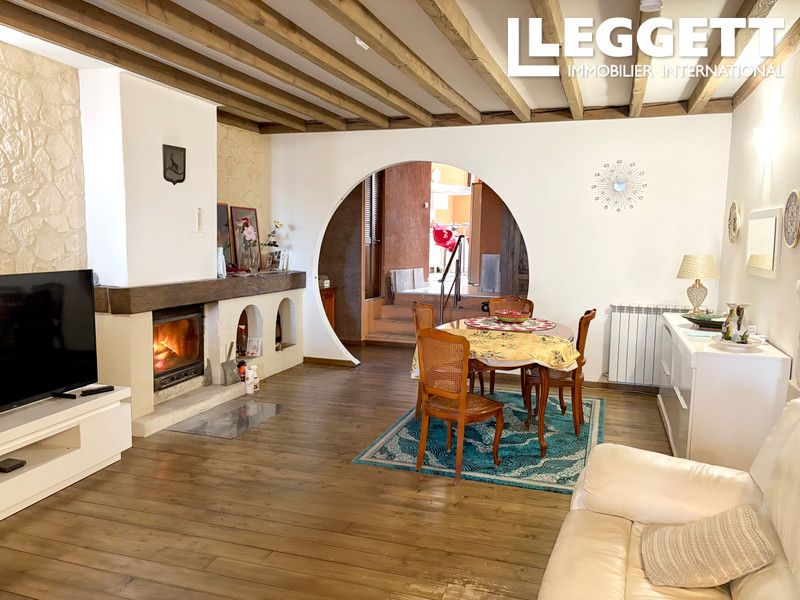 Property photo 3 of 10