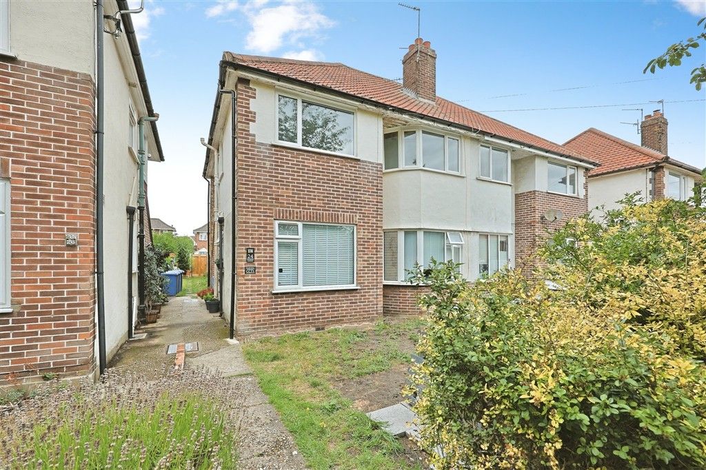 Property photo 1 of 5