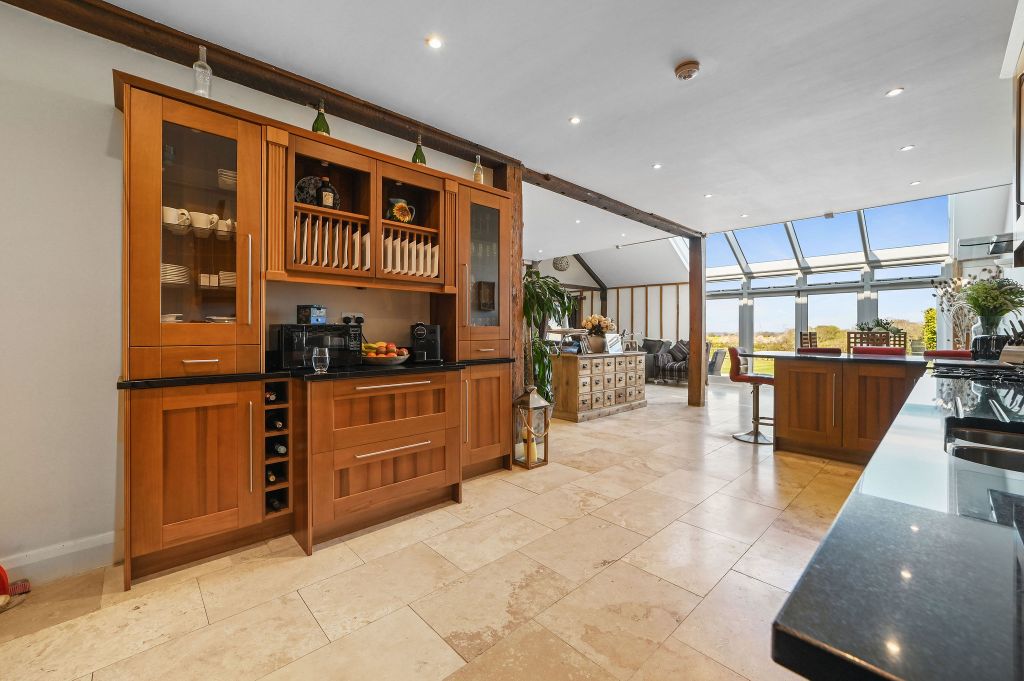 Property photo 3 of 16 Floorplan