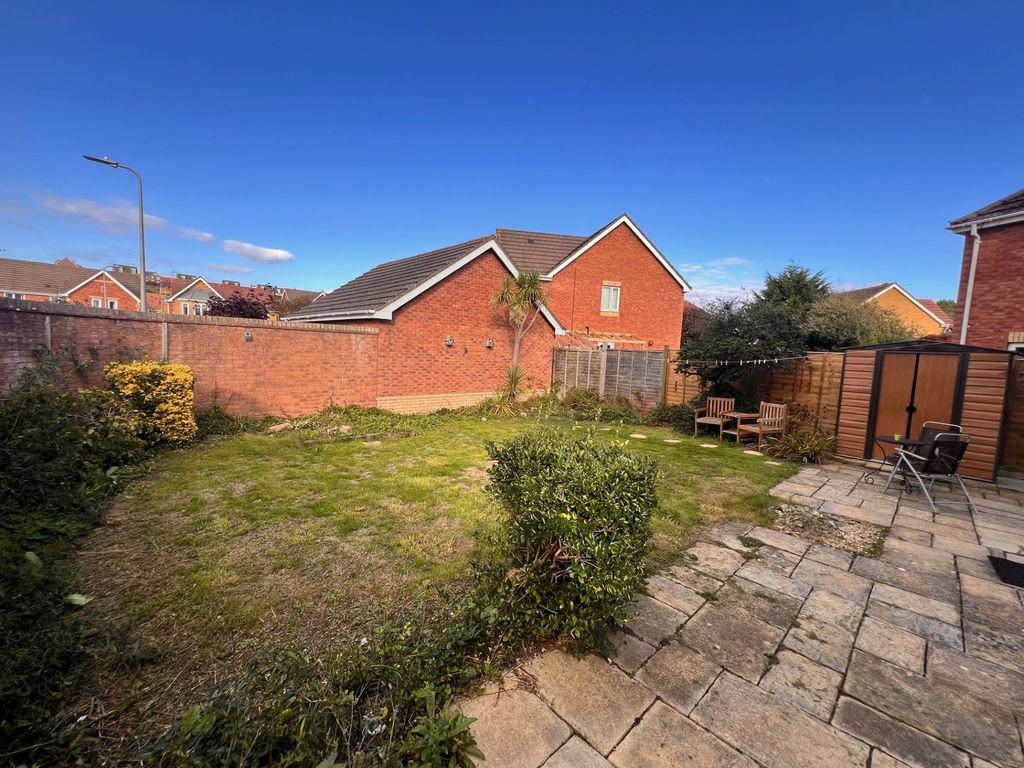 Property photo 2 of 22