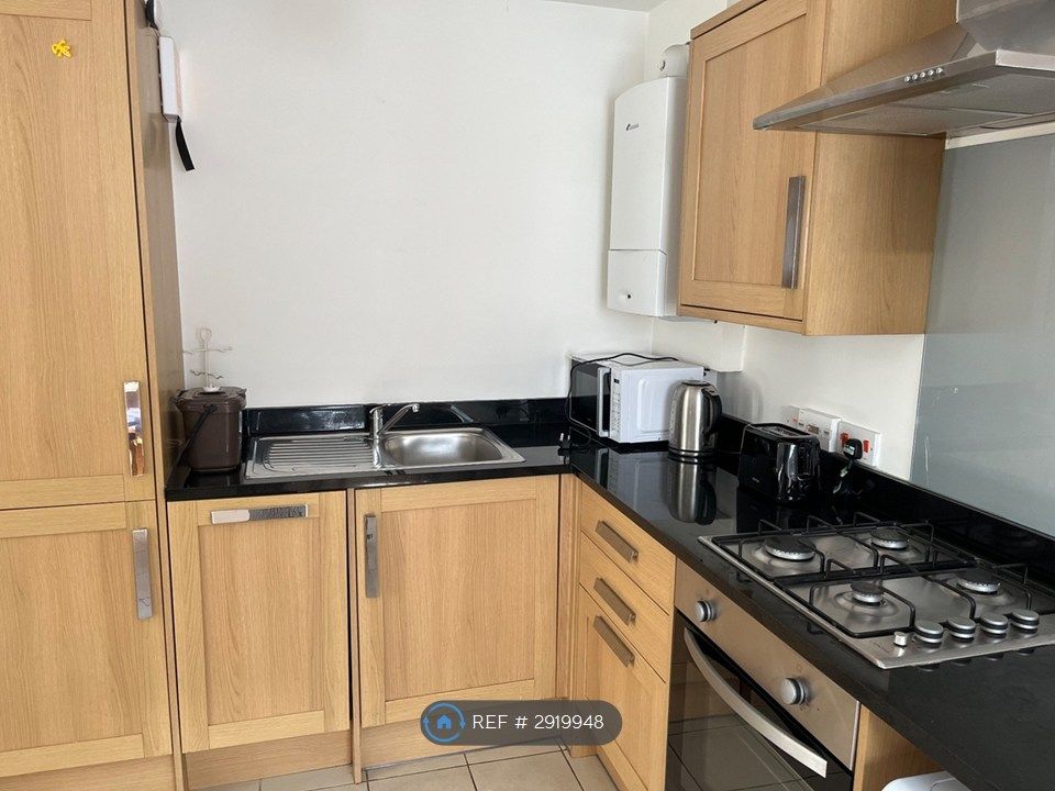 Property photo 3 of 14