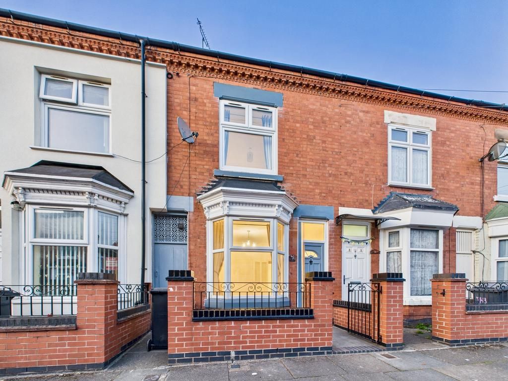 Property photo 2 of 20