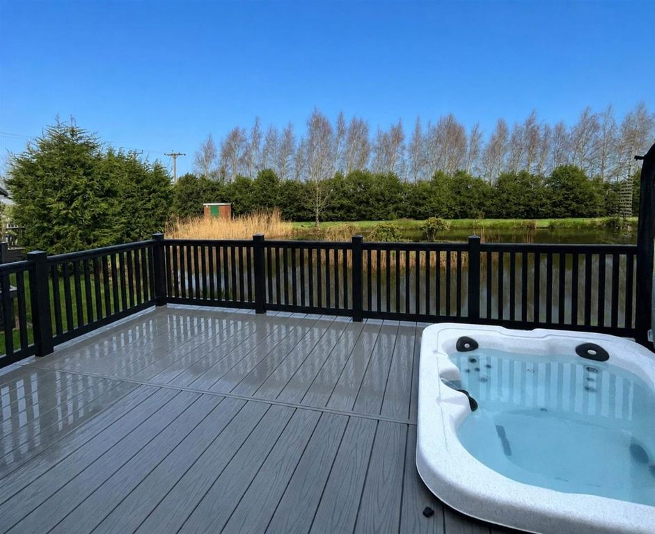 Property photo 2 of 13 635-2.Jpg