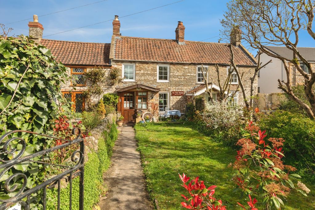 Property photo 1 of 20