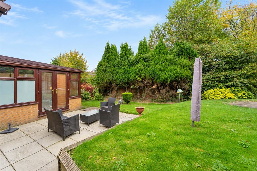Property photo 3 of 21