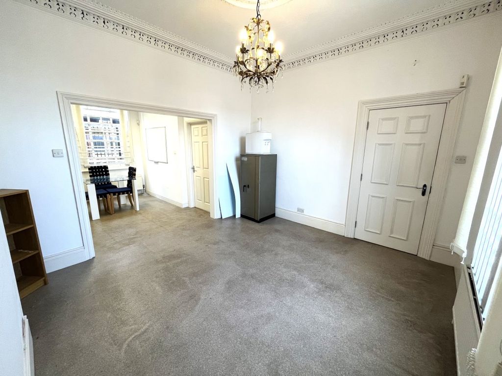Property photo 3 of 14 Gallery