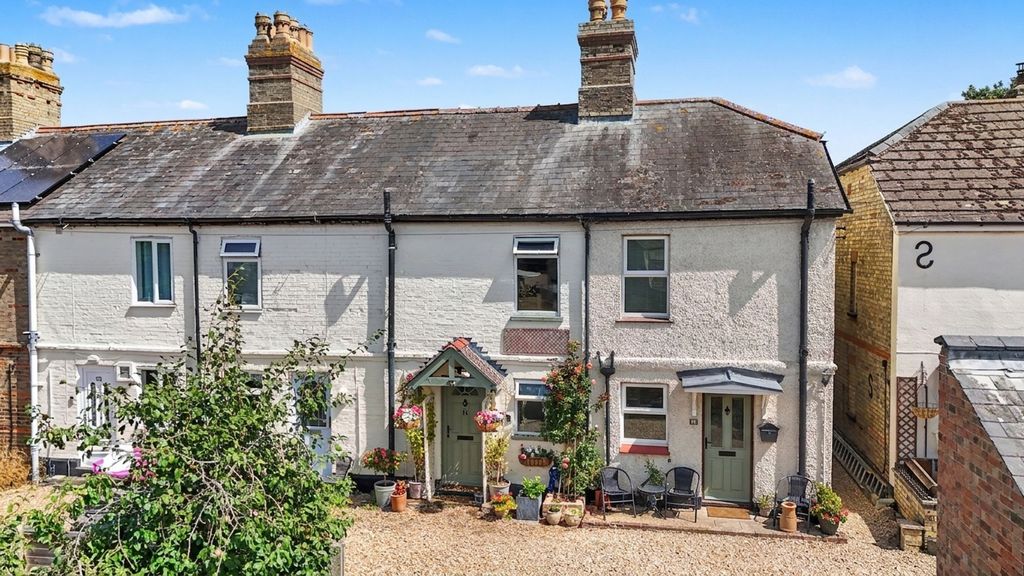 Property photo 1 of 11