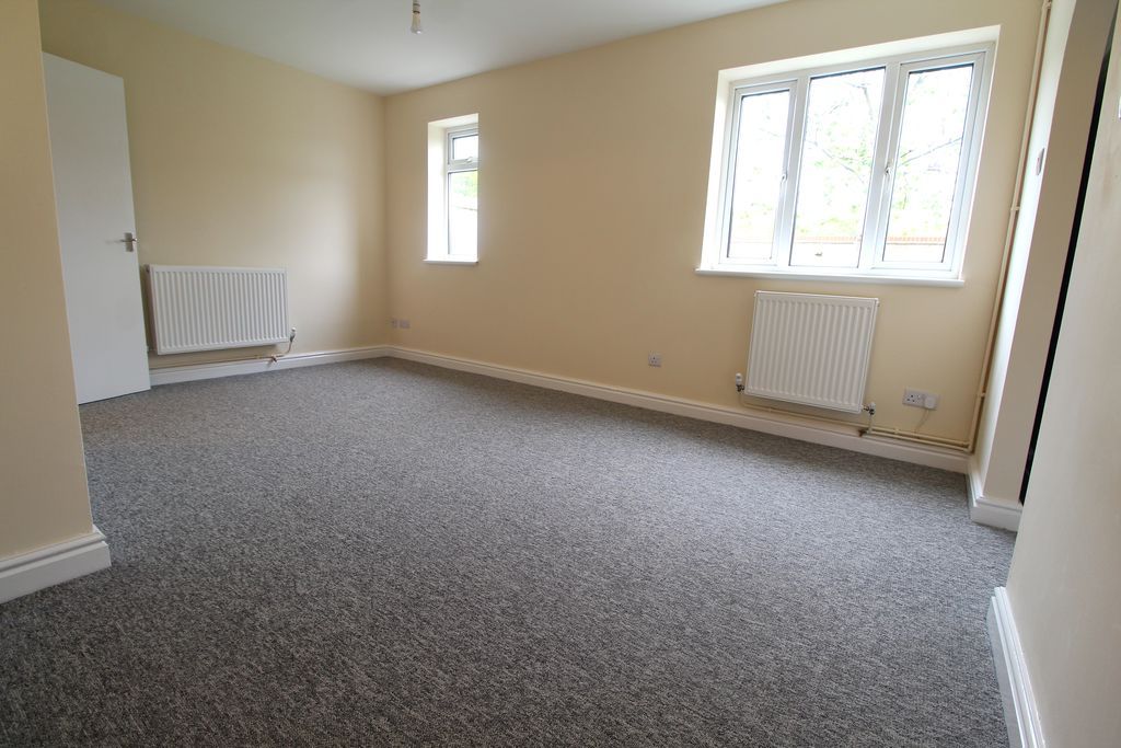Property photo 3 of 8 Living Room