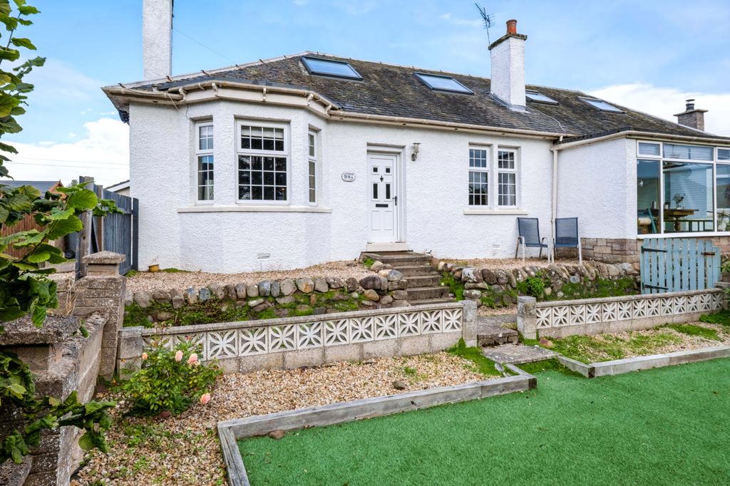 Property photo 1 of 50