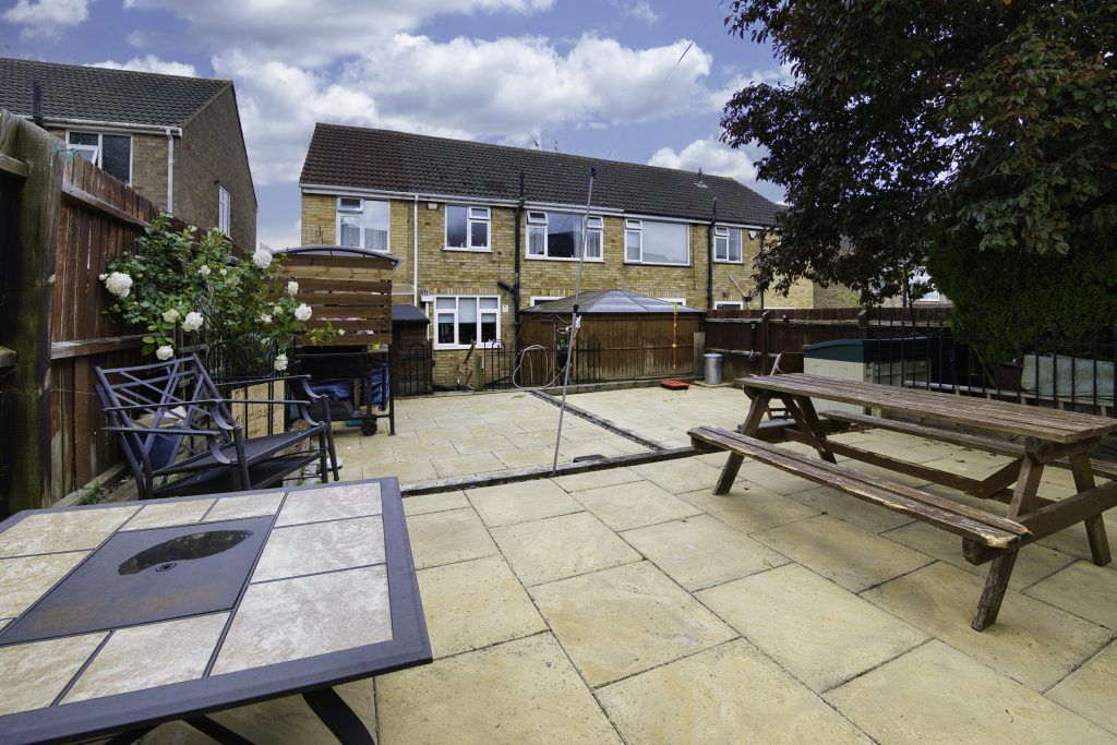 Property photo 2 of 35