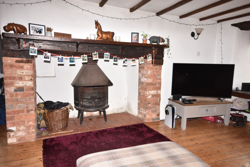 Property photo 3 of 21