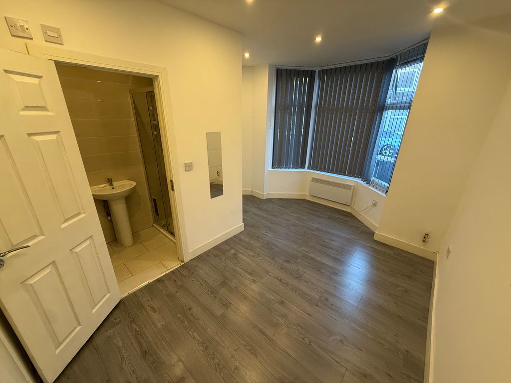 Property photo 2 of 4