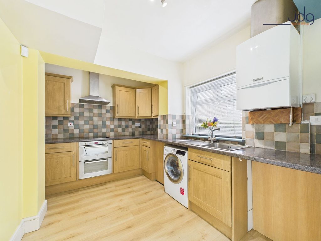 Property photo 2 of 17 Open Plan Kitchen Diner, Leading Into The Sun Room