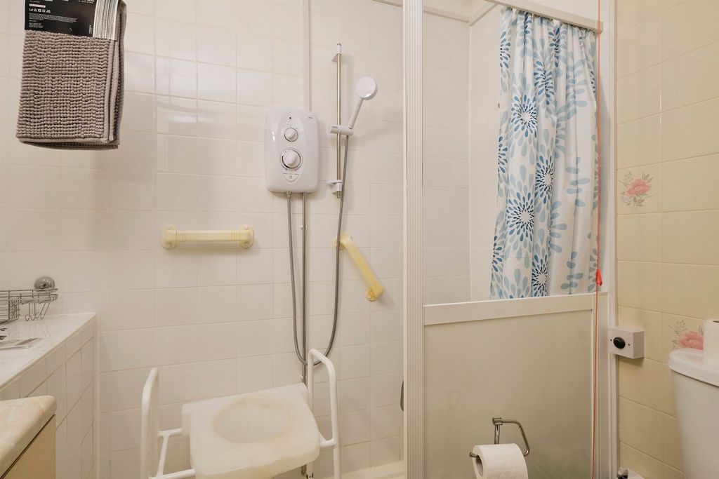 Additional image 6 of 1 bed flat for saleGoldwire Lane, Monmouth NP25