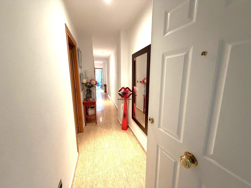 Property photo 2 of 46
