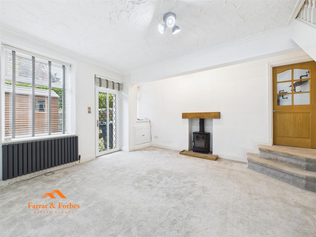 Property photo 1 of 31