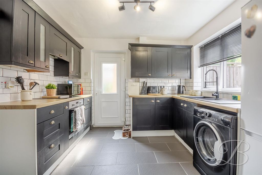 Property photo 3 of 36 Ccltd-24.Jpg