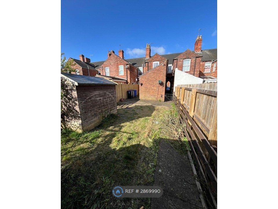 Property photo 3 of 18