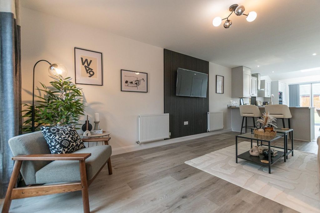 Property photo 2 of 22 4.Jpg