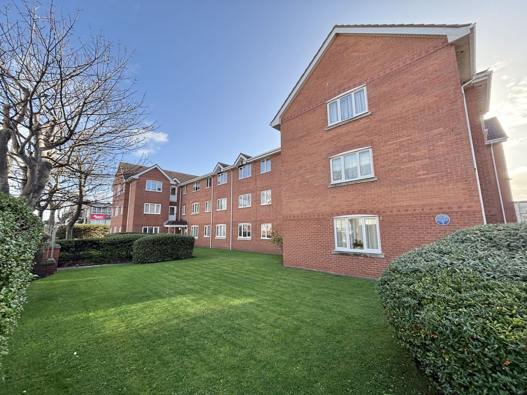 Property photo 1 of 11