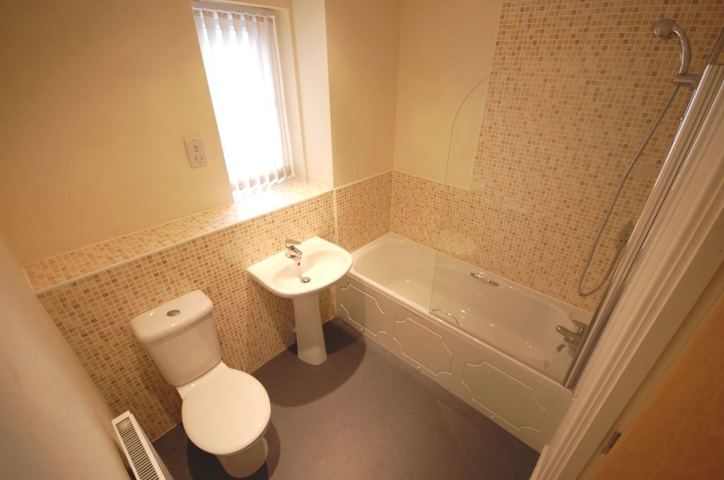 Property photo 2 of 6 Photo 02