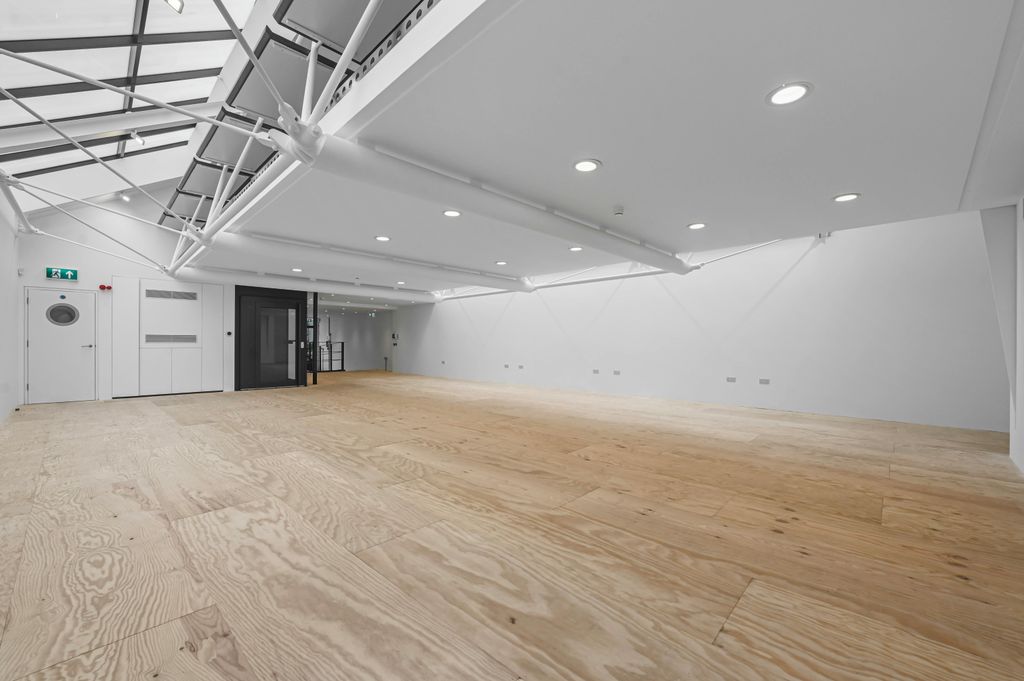 Property photo 3 of 12 Olpil2Mundenstreet17.Jpg