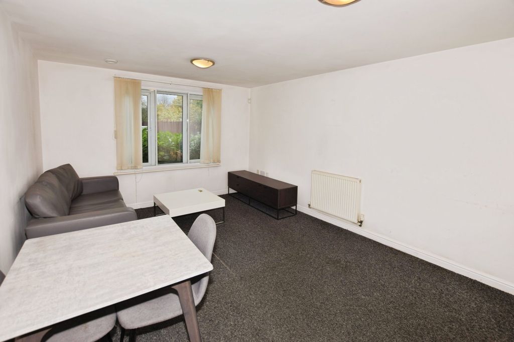 Property photo 3 of 16 Picture No. 51