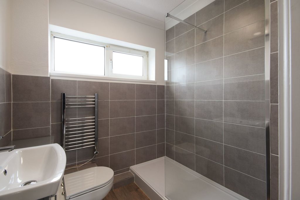 Additional image 9 of 2 bed flat for saleCavendish Square, Longfield DA3