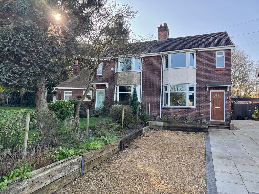 Property photo 1 of 36 Front Aspect