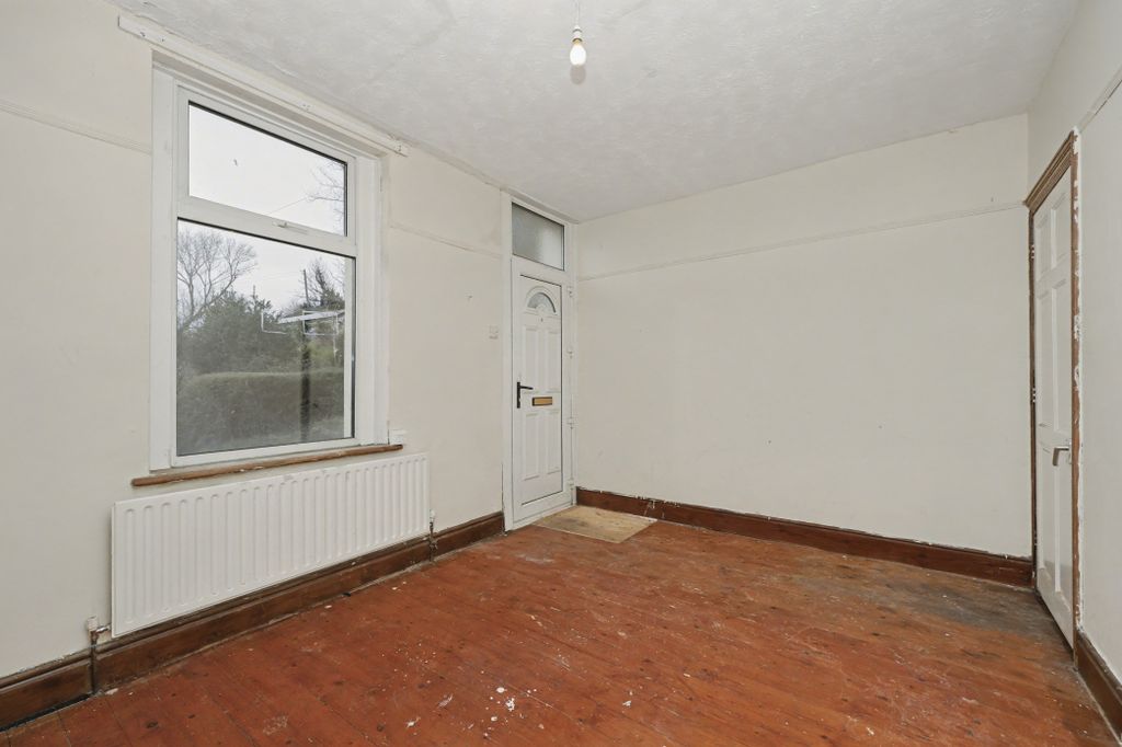 Property photo 2 of 19 5 The Mount, Camerton, Workington, Cumbria, Ca14 1Ly