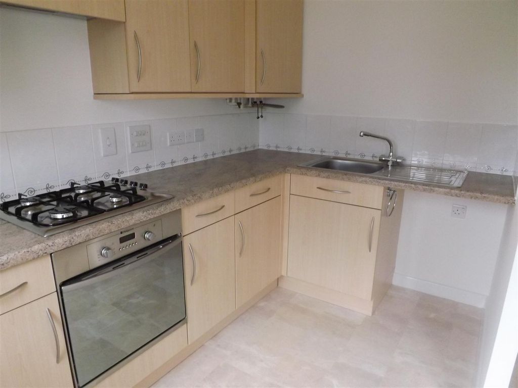 Property photo 2 of 6