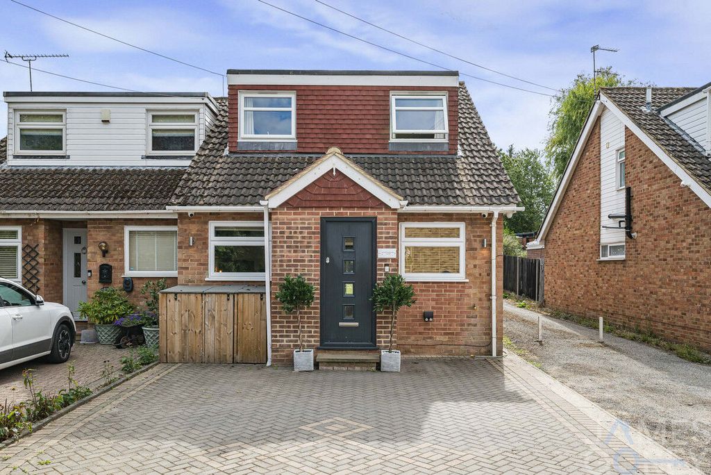 Property photo 1 of 39