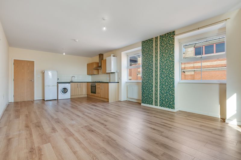 Property photo 2 of 9 Photo 1