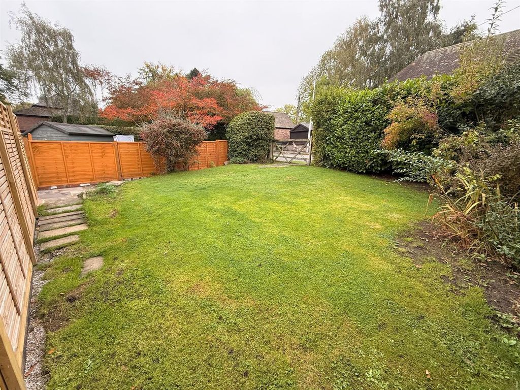 Property photo 2 of 9