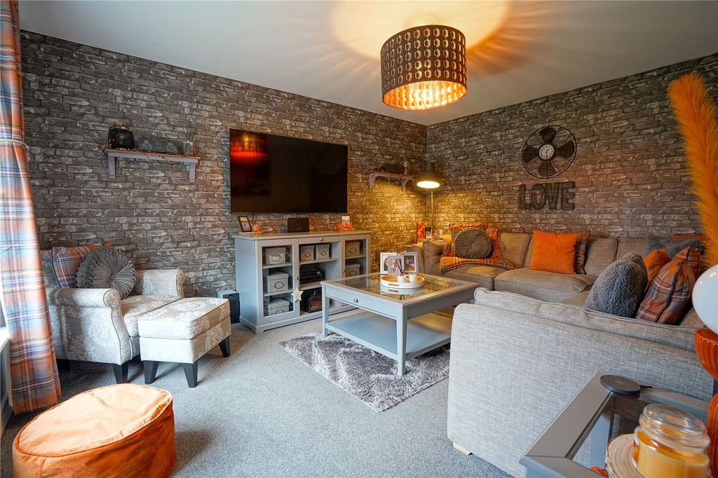 Property photo 2 of 15 Picture No. 07