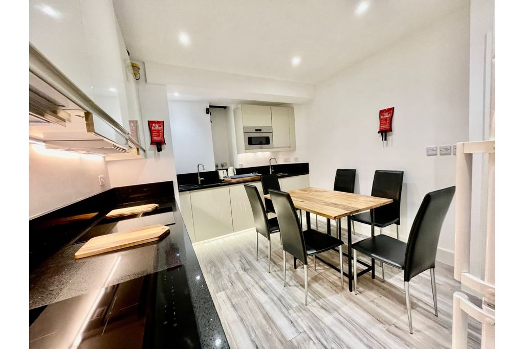 Additional image 5 of 6 bed end terrace house for saleWhitton Avenue West, Greenford UB6
