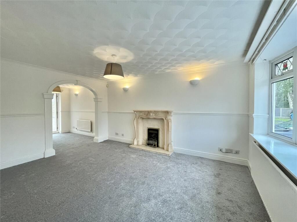 Property photo 2 of 30