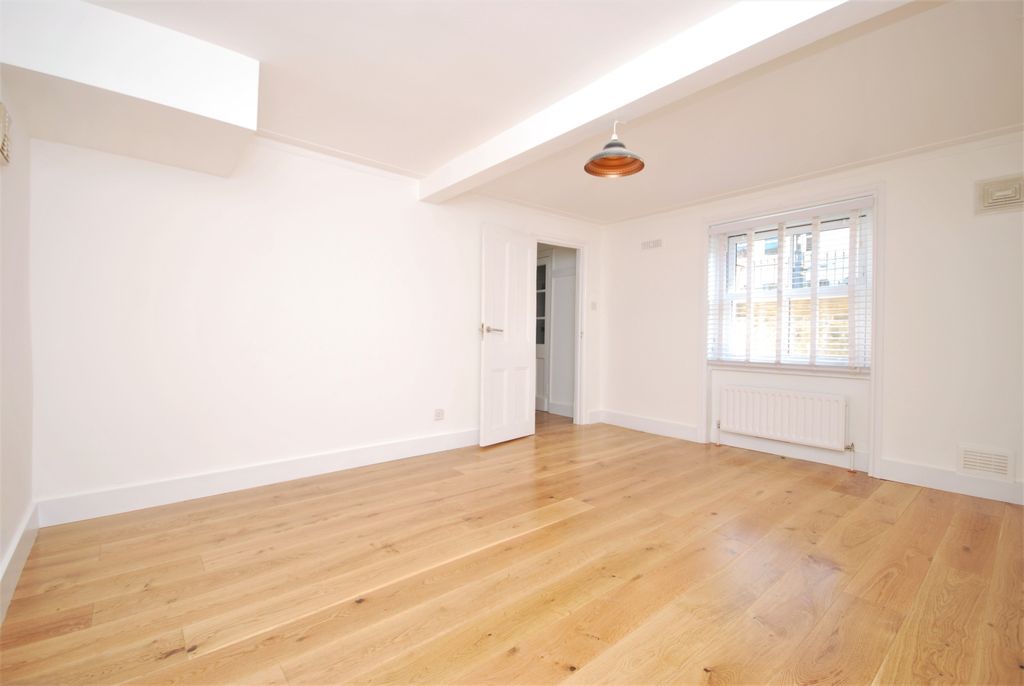 Property photo 2 of 9 Living Room