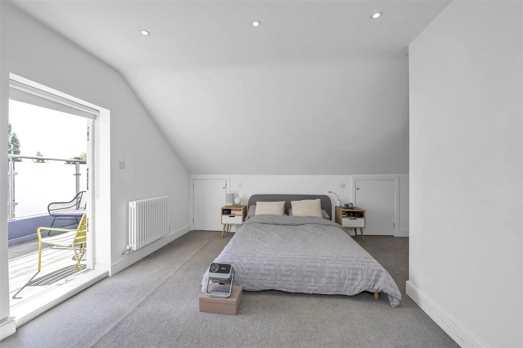 Additional image 9 of 2 bed flat for saleSouthgate Street, Bury St. Edmunds IP33