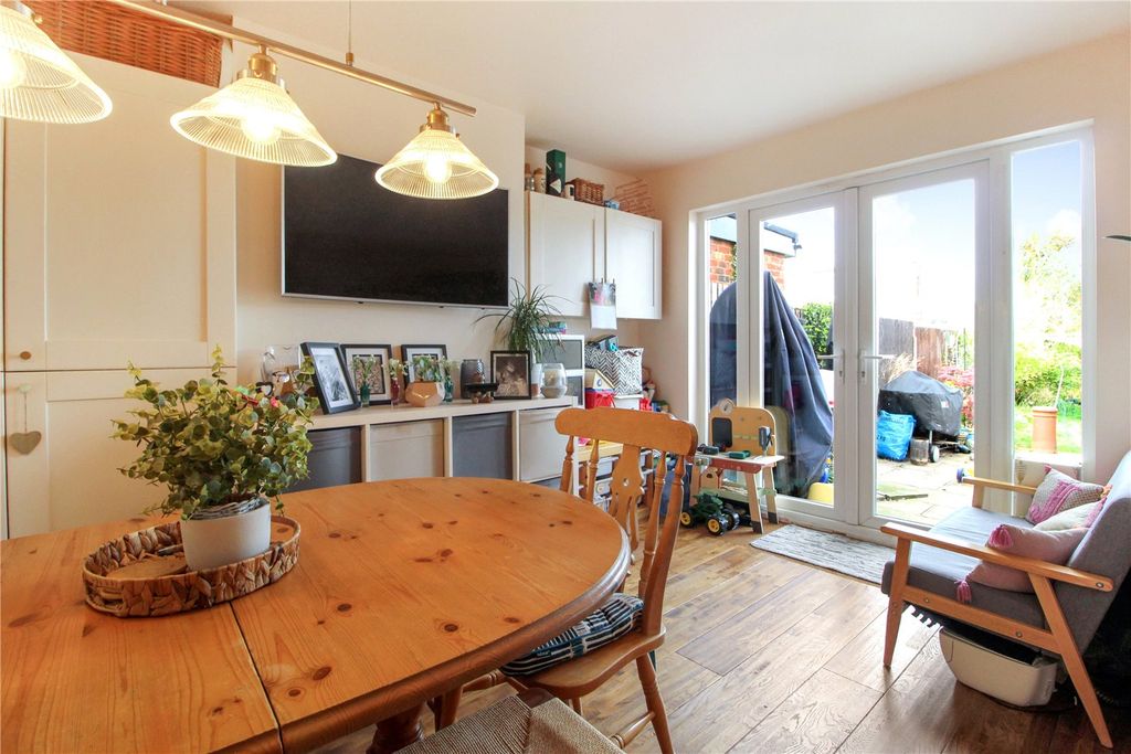 Property photo 3 of 16 Picture No. 19