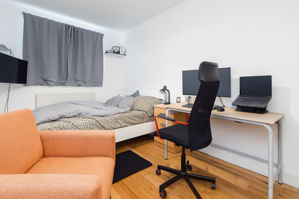 Property photo 3 of 6