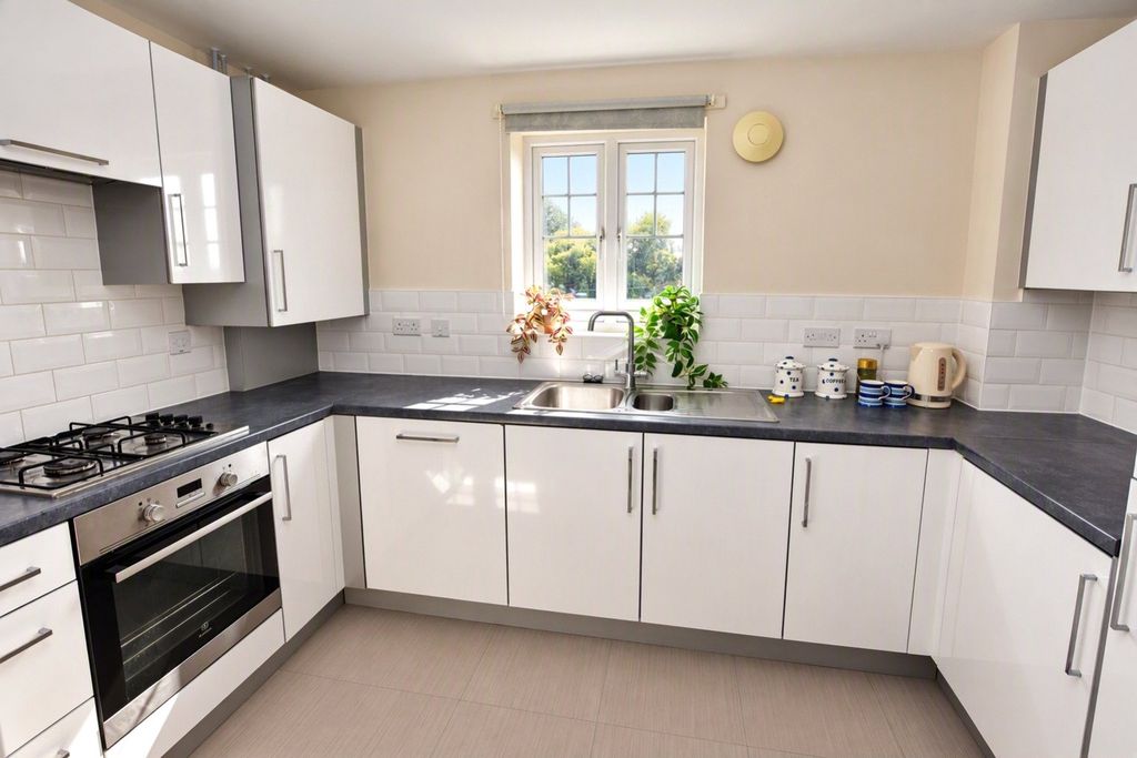 Property photo 2 of 8 Picture No. 07