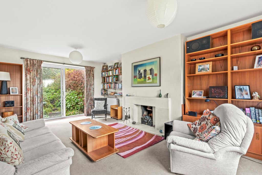 Property photo 3 of 15