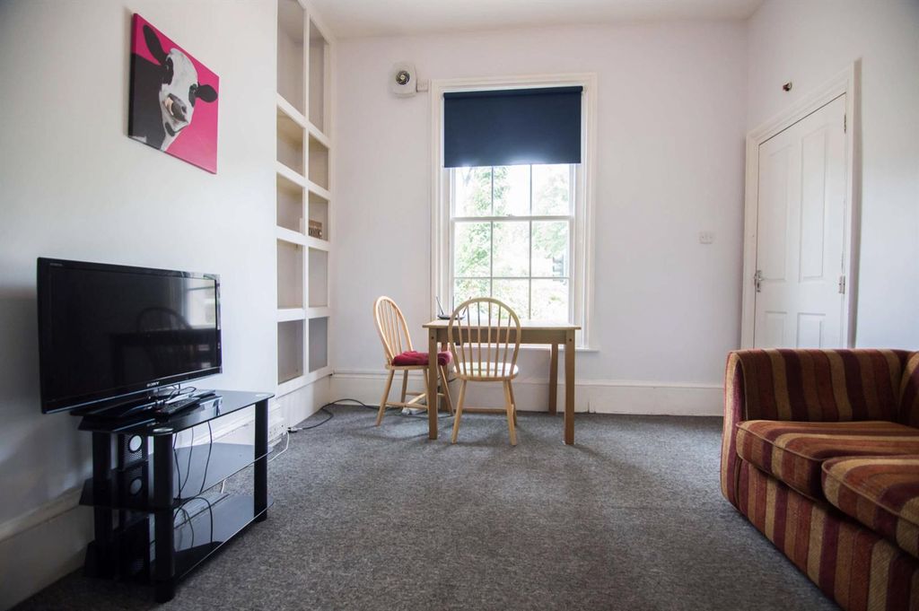 Property photo 3 of 11 3.Png