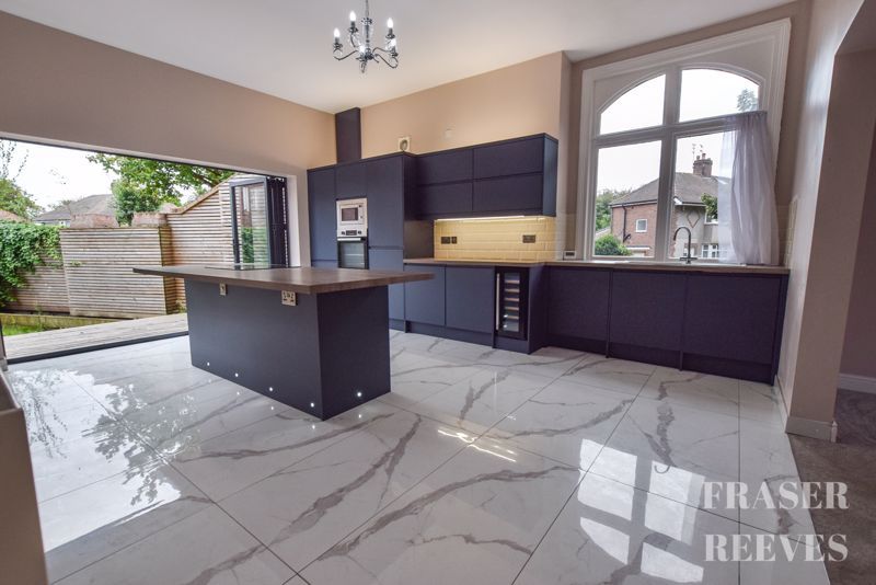 Property photo 1 of 22 Wow Factor