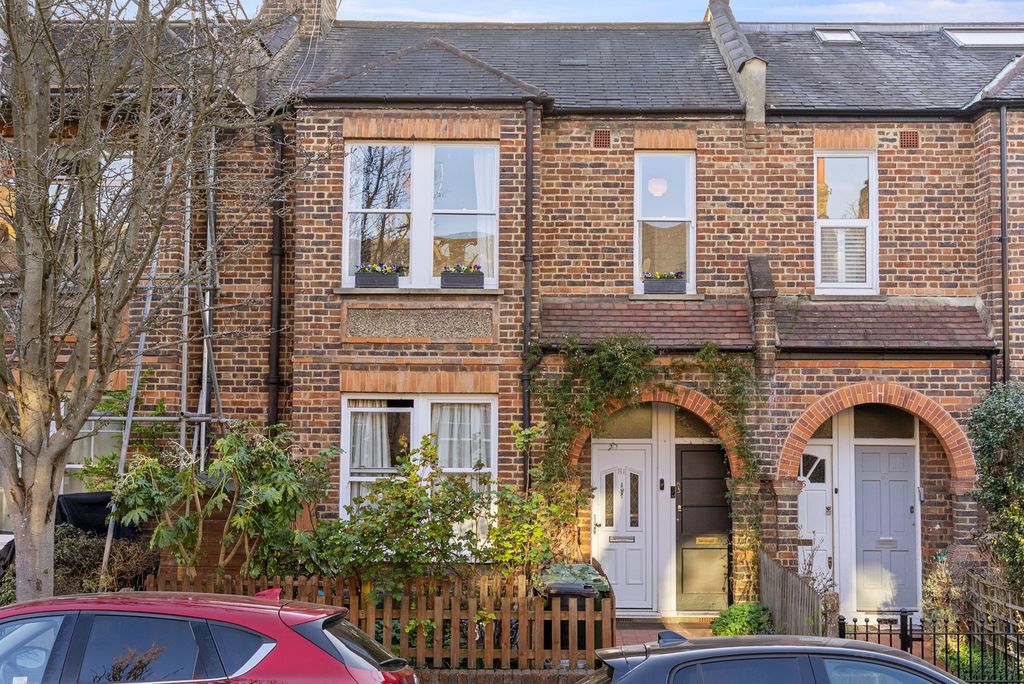 Property photo 1 of 17