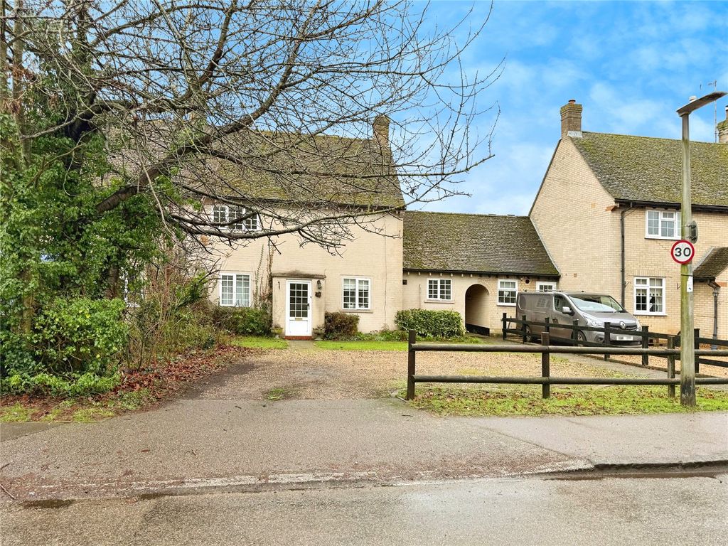 Property photo 2 of 25 Picture No. 23