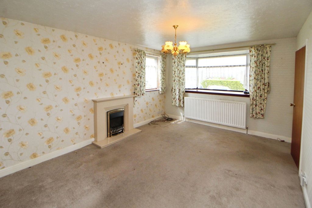 Property photo 3 of 12 Pbox-Img.Jpg