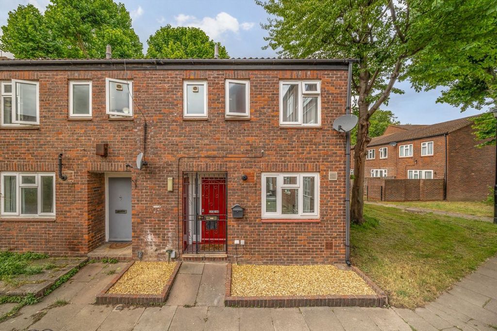 Property photo 1 of 9